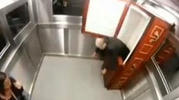 el peor susto de su vida para los pasajeros de un ascensor
