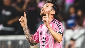 messi e inter miami inician su sueno ante nashville por los playoffs de la mls messi e inter miami inician su sueno ante nashville por los playoffs de la mls