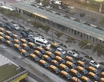 Impresionante: así bloquearon taxistas la 9 de Julio en repudio a Uber
