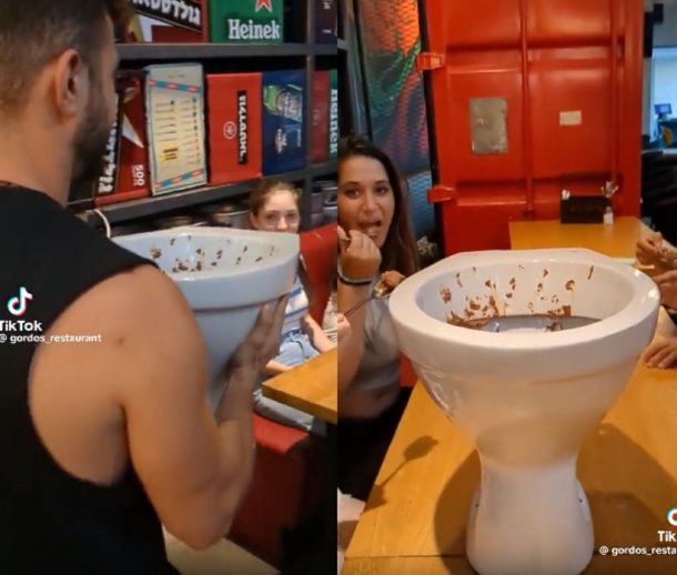 El viral más asqueroso: sirven helado de chocolate en un inodoro