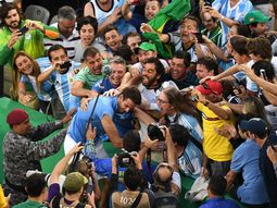 ¿algo mas? domingo de sol, del potro va por la medalla de oro y manana es feriado ¿algo mas? domingo de sol, del potro va por la medalla de oro y manana es feriado