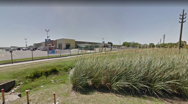 Tensión en Luján: 100 personas intentaron saquear un supermercado