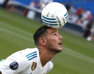 Theo no mostró precisamente un buen dominio del balón