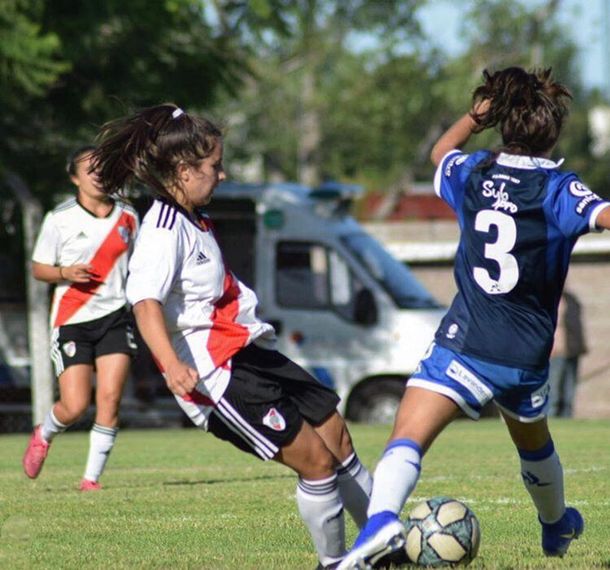 Camila Godoy&nbsp; dio positivo por coronavirus y se encuentra en buen estado. Foto: @Carpfemenino
