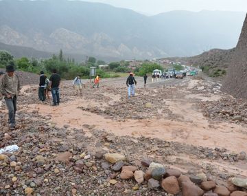 Dos personas están desaparecidas tras el alud en Jujuy