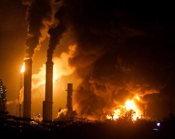 Argentina dona piel a heridos en explosión de una refinería