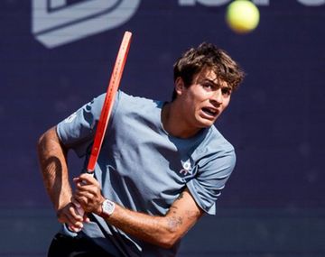 Flavio Cobolli avanzó con sufrimiento en el Masters de Madrid tras un duro cruce con Camilo Ugo Carabelli