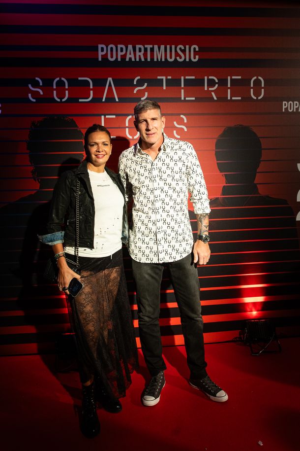 Mart&iacute;n Palermo y su esposa