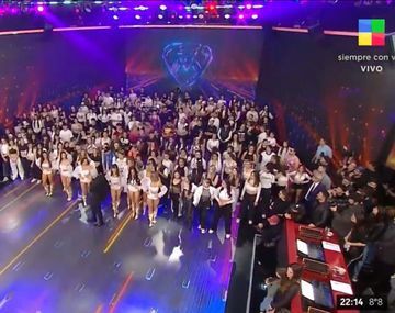 Los mejores memes por el debut de Bailando 2023