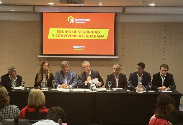 El precandidato presidencial