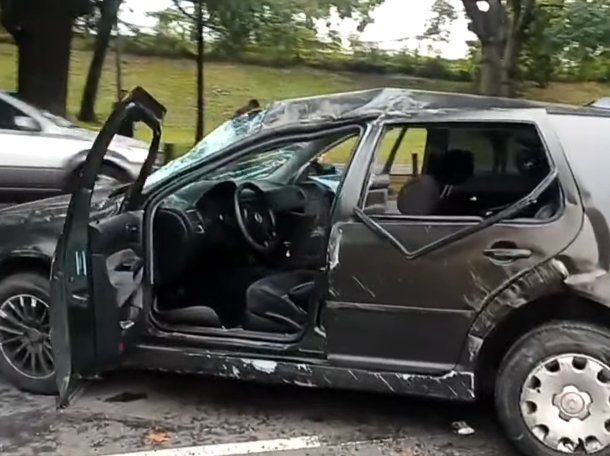 Grave accidente en Palermo: atropellaron a una joven y volcaron