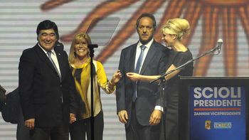 scioli prometio elevar a 30 mil pesos netos el minimo no imponible de ganancias scioli prometio elevar a 30 mil pesos netos el minimo no imponible de ganancias