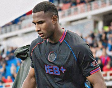 Dura acusación en San Lorenzo: van contra Romaña en medio del interés de River