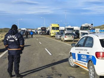 Por la nieve, quedaron varados en la ruta: No tenemos comida ni agua