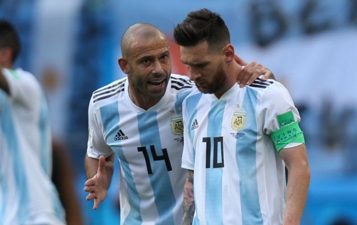 Mascherano defendió a Messi de los insultos de los hinchas del PSG: Se van a...
