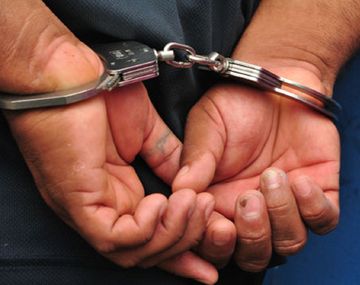 Llevaba un año prófugo y lo detuvieron cuando fue a visitar a su familia