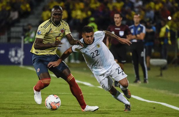 Urzi marcó un golazo y se fue expulsado