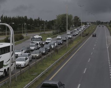 Termina el fin de semana largo: caos de tránsito en ruta 2