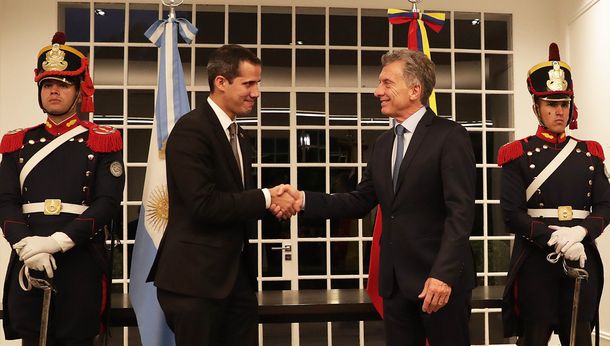 Juan Guaidó y Mauricio Macri