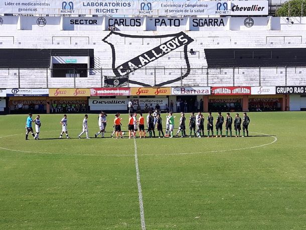 El clásico de Reserva tuvo un escándalo en la previa