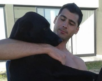 Desesperada búsqueda: su perra se extravió y ofrece su camioneta como recompensa