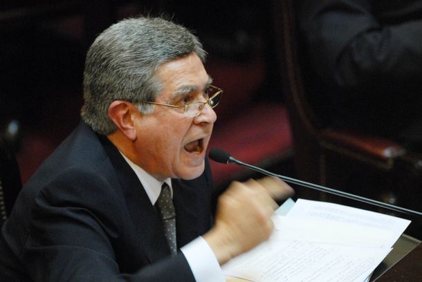 Marcelo Fuentes: Es necesaria una reforma de la Constitución