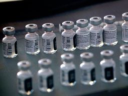 La vacuna de Pfizer es efectiva contra las nueva mutaciones del coronavirus