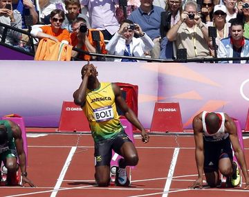 El atleta jamaicano Usain Bolt antes de su serie preliminar de los 100 metros.