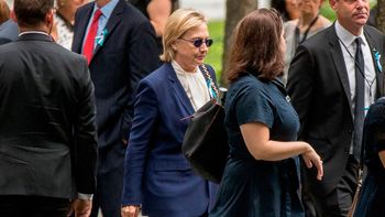 pese a la preocupacion por su salud, hillary clinton seguira adelante con la campana pese a la preocupacion por su salud, hillary clinton seguira adelante con la campana
