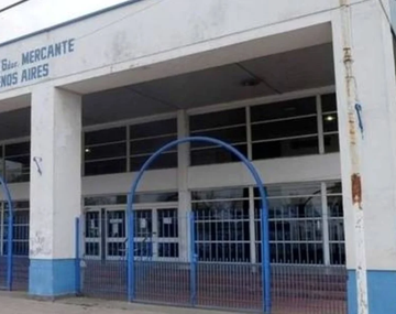 Un jubilado le pegó un tiro en la cabeza a un nene que orinaba en un árbol