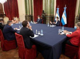 Wado de Pedro confirma convocatoria al diálogo con la oposición por la pandemia