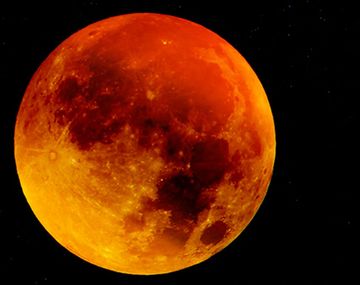 El eclipse lunar de este domingo 15 de mayo te ayudará a enfrentar tus mayores miedos