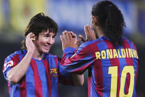 Ronaldinho contó cómo descubrió a Messi en Barcelona