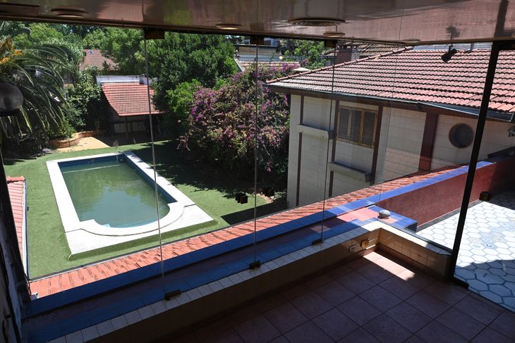 La pileta también se encuentra abandonada
