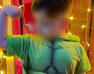 Alentador parte médico de Bastian: ya no presenta fiebre y tiene respiraciones espontáneas