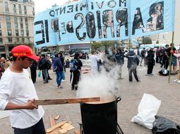 organizaciones sociales acamparan este martes en el obelisco organizaciones sociales acamparan este martes en el obelisco