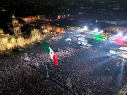 El Grito de Independencia suele celebrarse en el Zócalo CDMX. El Grito de Independencia suele celebrarse en el Zócalo CDMX.