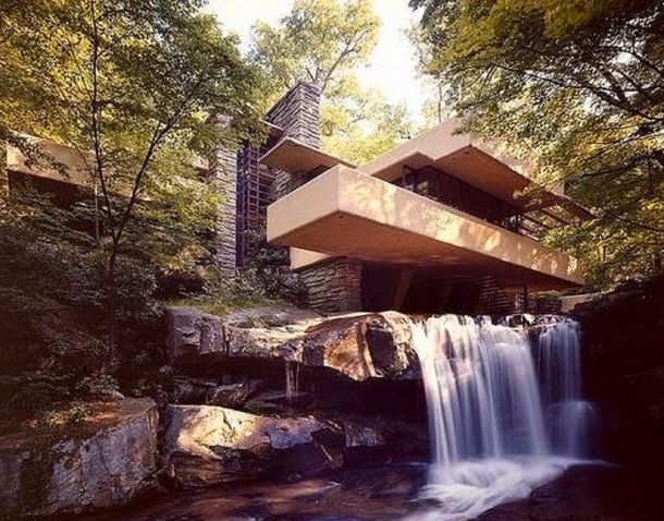 La Casa de la Cascada, una maravilla que combina arquitectura y respeto por la naturaleza