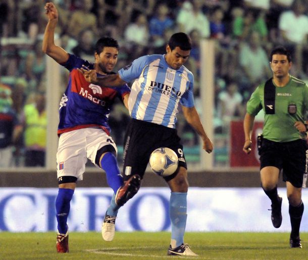 Racing se durmió y Tigre consiguió un empate agónico