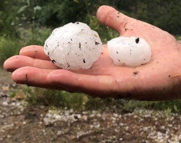Granizo en Calamuchita - @maguilarbenitez