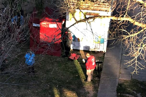 Encontraron un cuerpo frente al Parque Saavedra. Foto: Twitter/@WalterVerst&nbsp;