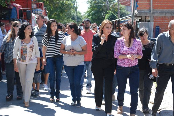 La ministra de Seguridad recorrió la villa 15 de Rosario