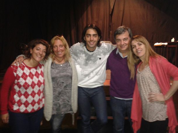 No para: Alejandro Cupitó va por segundo estreno en teatro