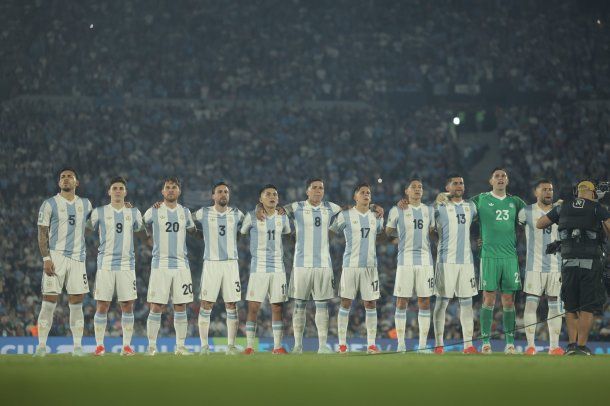 Así sonó el Himno Nacional en la visita de la Selección Argentina a Uruguay