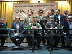 ante el silencio de la mesa de enlace, repudian lobby contra carne argentina ante el silencio de la mesa de enlace, repudian lobby contra carne argentina