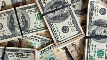 El dólar acumula en el año una caída del 5,49% El dólar acumula en el año una caída del 5,49%