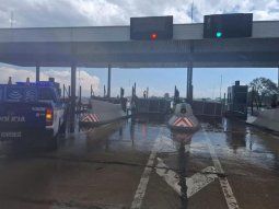 un trabajador de peaje murio aplastado por una cabina en medio de un temporal en cordoba un trabajador de peaje murio aplastado por una cabina en medio de un temporal en cordoba