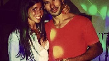 entraron a robar a su casa, defendio a su esposa y recibio 11 punaladas entraron a robar a su casa, defendio a su esposa y recibio 11 punaladas