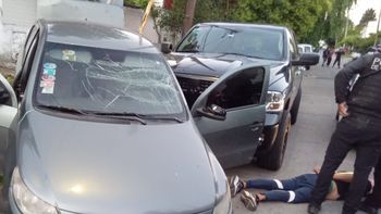 espectacular persecucion policial a un auto mellizo en el palomar: hay dos detenidos espectacular persecucion policial a un auto mellizo en el palomar: hay dos detenidos