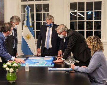 El Gobierno envía al Congreso tres proyectos para que Malvinas sea política de Estado